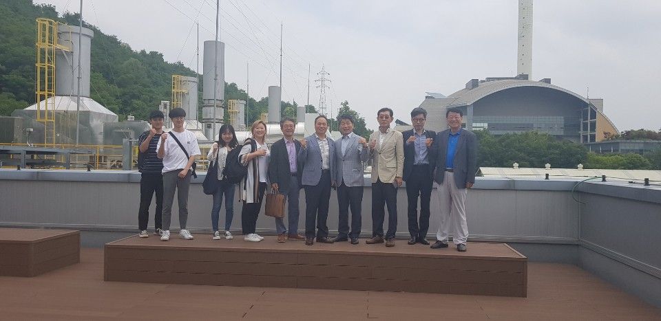 노을그린에너지 견학 단체 사진